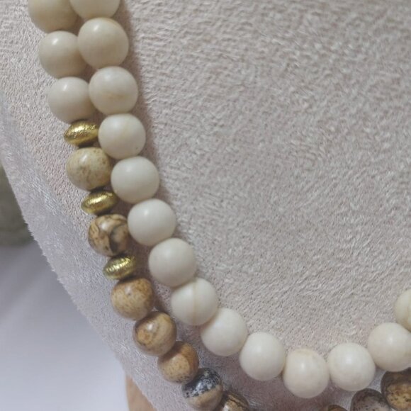 2/$30 Horn Crescent Moon Pendant Natural Jasper Gemstone Beads Necklace 36" Boho - Picture 3 of 7